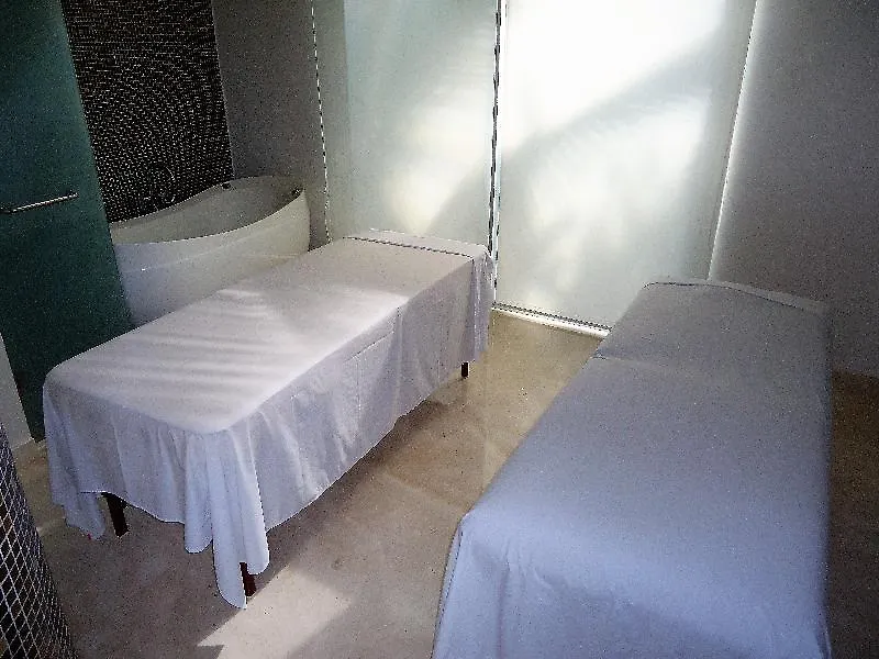 Tu Mirada Al Mar Beachfront Tower & Spa Cancún