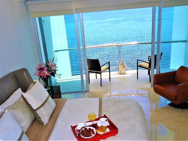 Tu Mirada Al Mar Beachfront Tower & Spa Cancún 0*,