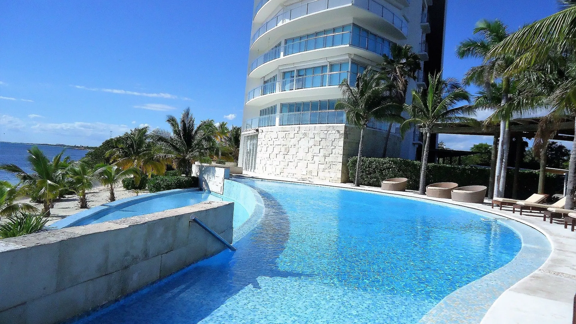 Tu Mirada Al Mar Beachfront Tower & Spa Cancún Mexiko
