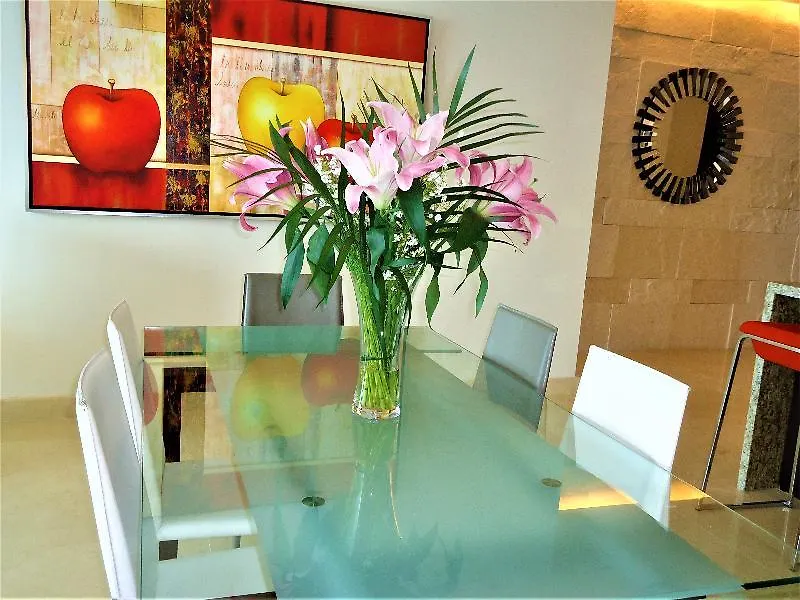 Tu Mirada Al Mar Beachfront Tower & Spa Канкун Апартаменты