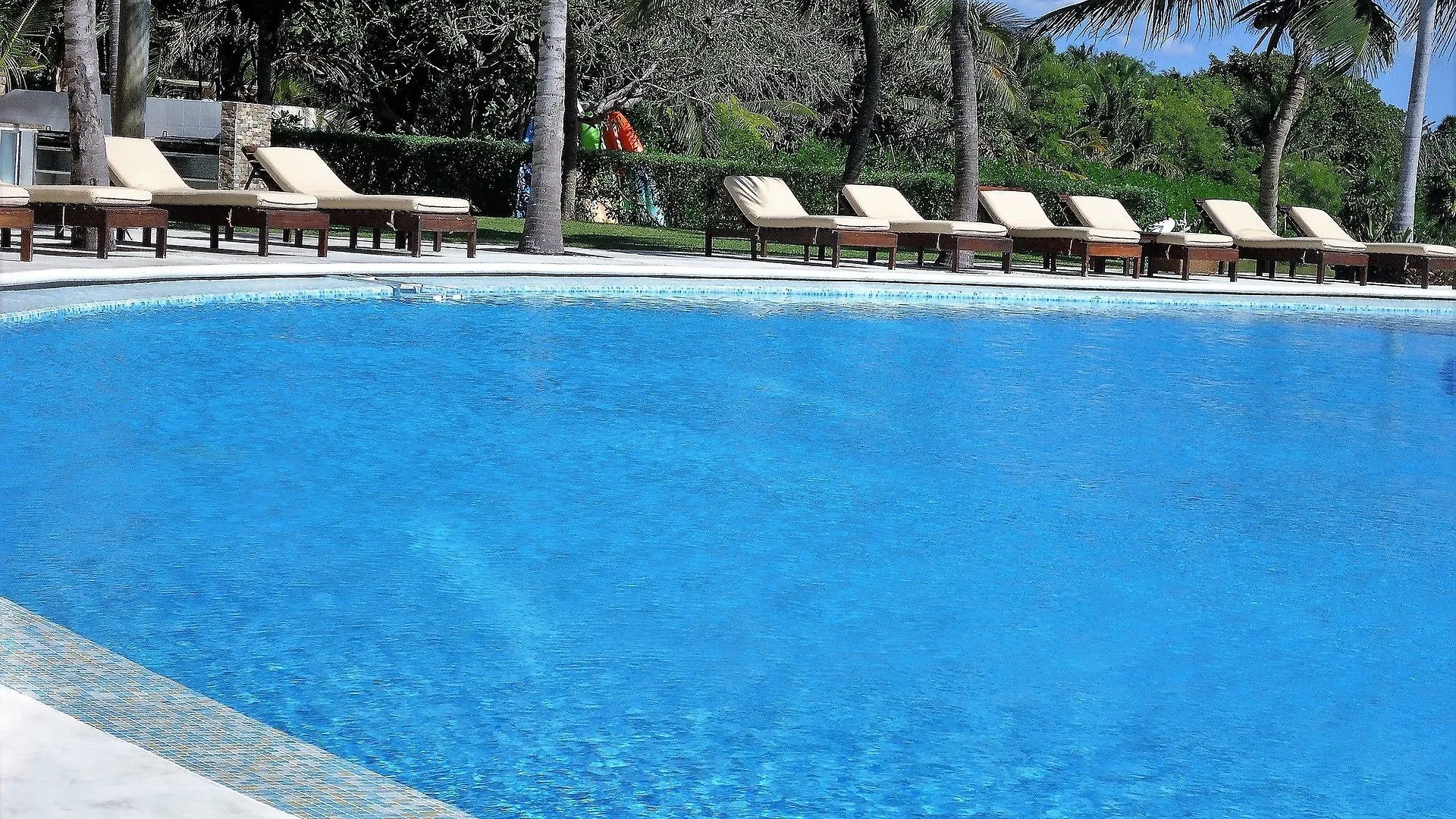 Апартаменты Tu Mirada Al Mar Beachfront Tower & Spa Канкун